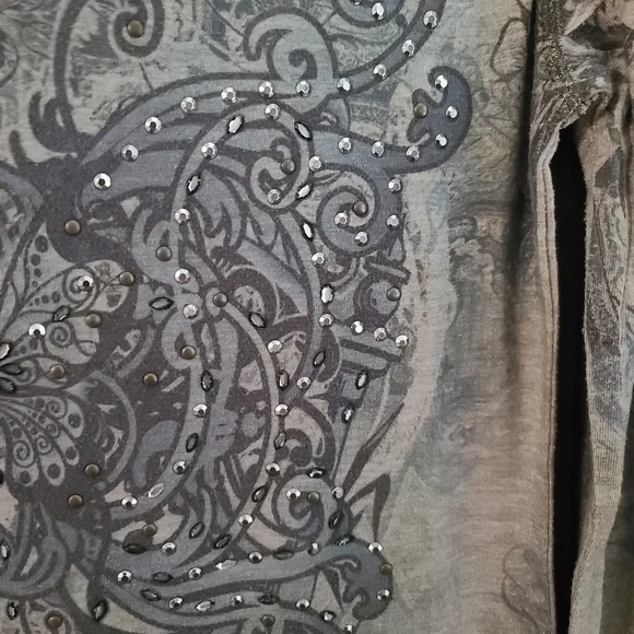 Green Source Women's Dark Green Crown Monarchy Blingy Shirt, Size S - Picture 7 of 12